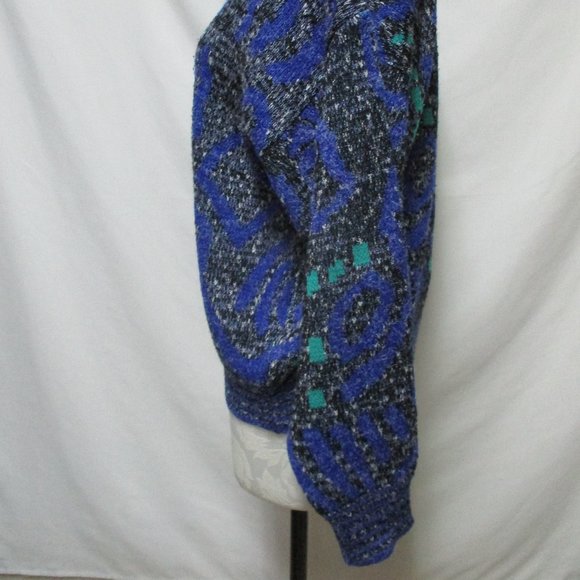 Men's Blue and Green Patterned Crewneck Sweater - Picture 6 of 12